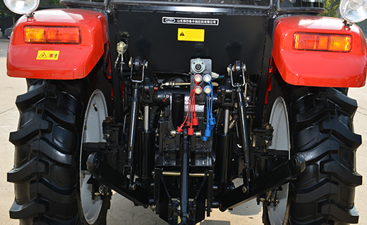 AG百家乐-554型拖拉机